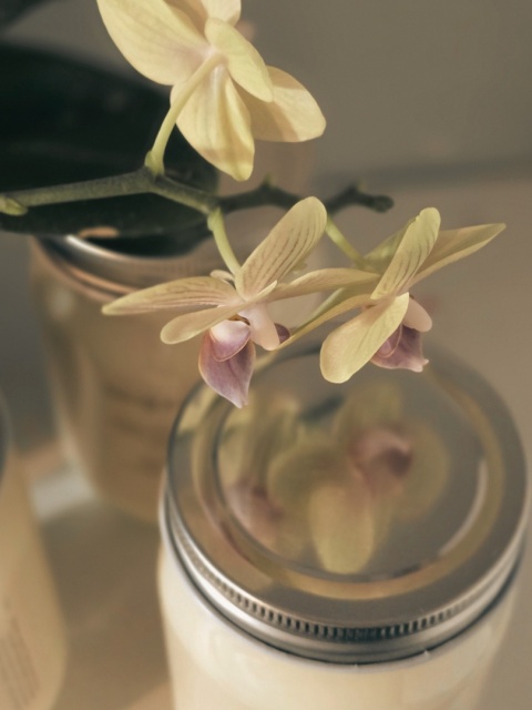 Świeca z nutą jaśminu